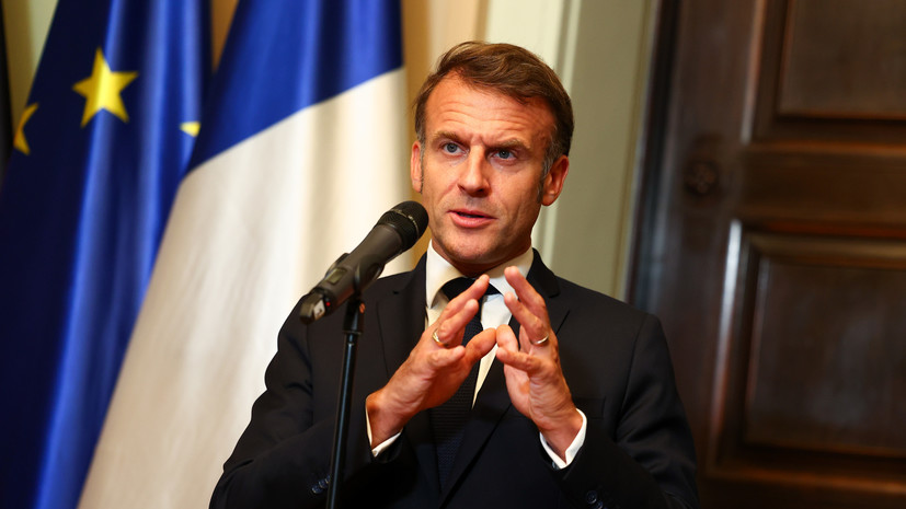 Макрон заявил, что G7 согласовала высвобождение до 100 млн баррелей топлива