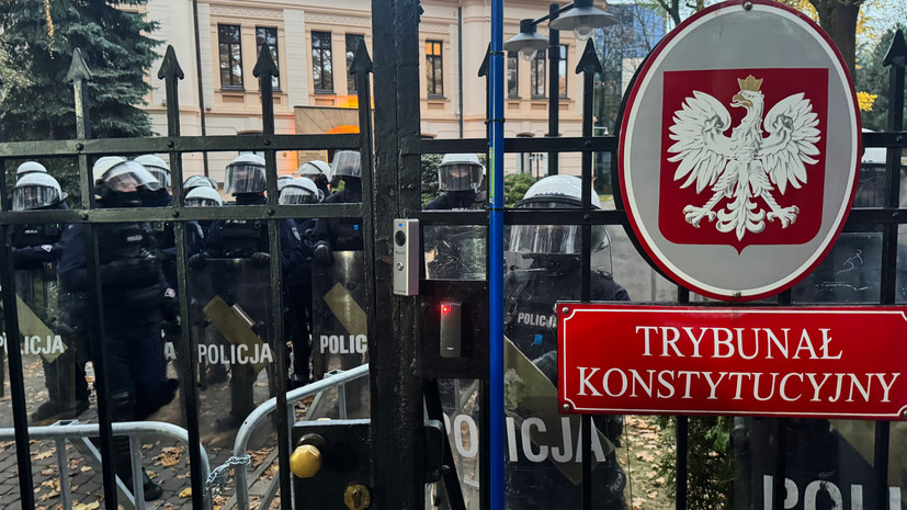 Итальянский журналист Карбонаро назвал ночью позора события в Польше