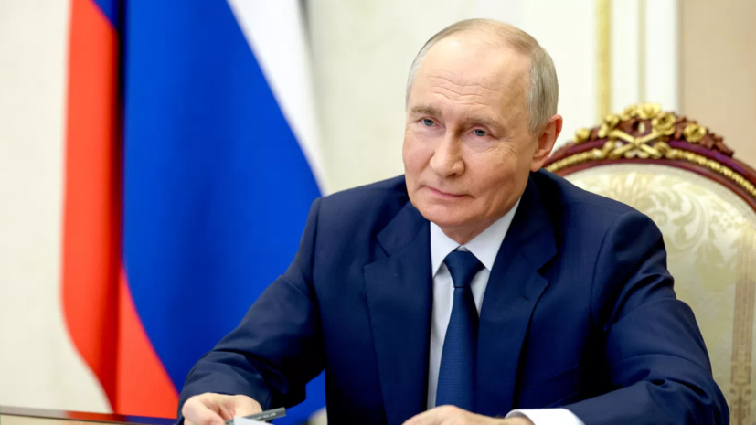 Путин: личный состав космических войск решает задачи защиты безопасности России