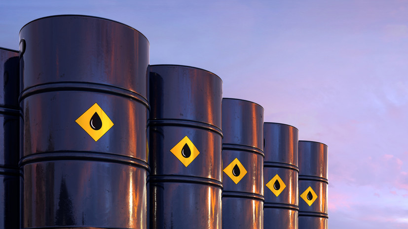Британия намерена продать нефть с танкера Smyrtos ради помощи Киеву