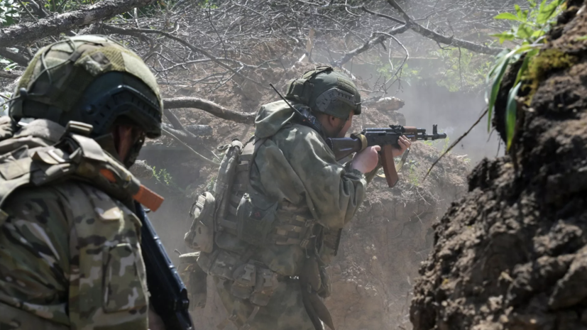 Продвижение вглубь обороны противника: ВС РФ освободили Торское в ДНР и Коммунаровку в Днепропетровской области