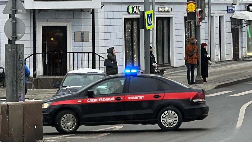 СК: в доме в Таганроге во время тройного убийства находились женщина и ребёнок