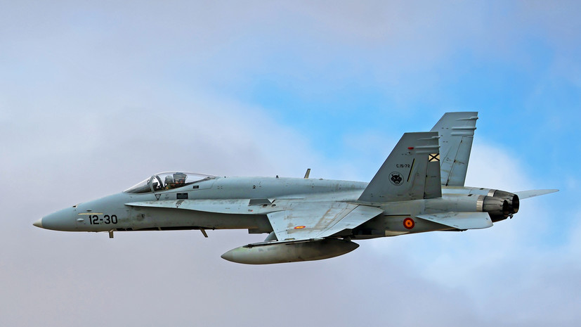 Минобороны: Румыния подняла в воздух истребители F-18 ВВС Испании из-за дрона