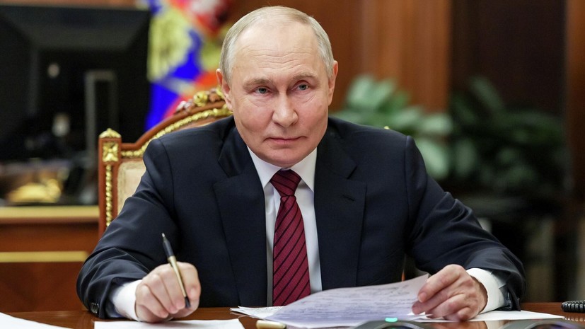 Путин поздравил шахтёров с профессиональным праздником