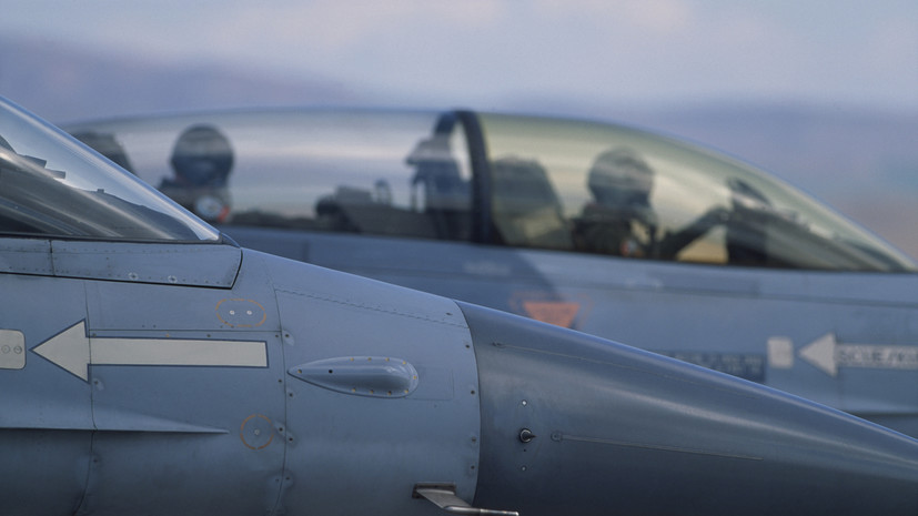 Le Monde: ВСУ испытывают нехватку ракет для истребителей F-16