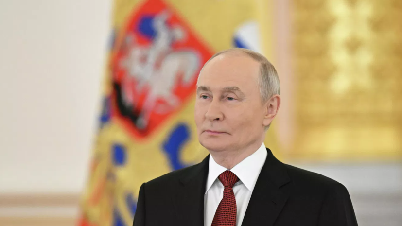Путин назвал первостепенными интересы местных в ситуации с трудовой миграцией