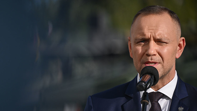 Навроцкий начал консультации с представителями парламентских фракций